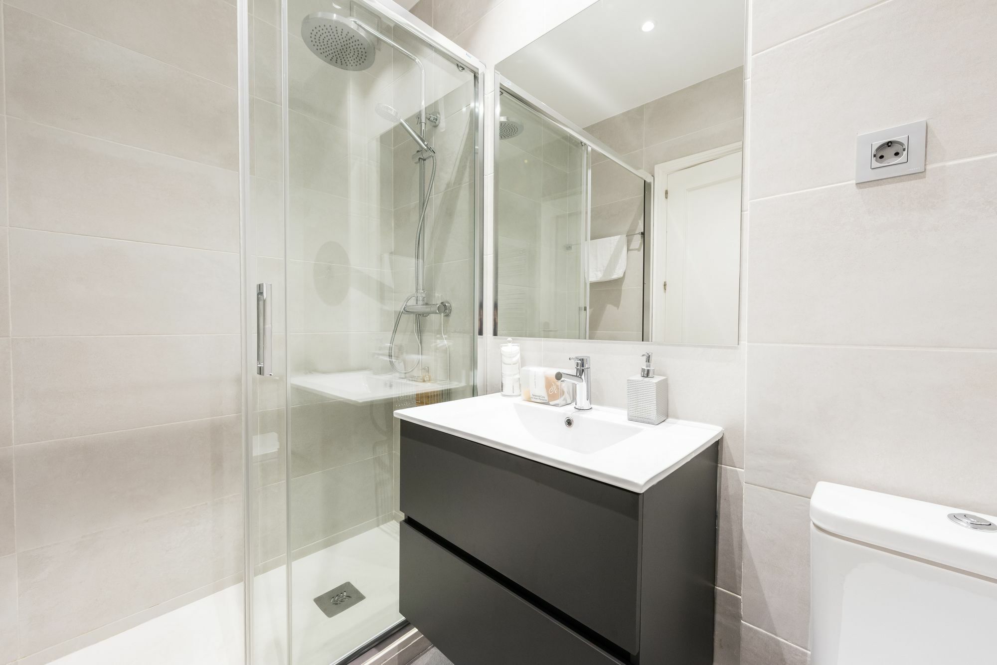 דירות מדריד Atico En Chueca By Madflats Collection מראה חיצוני תמונה